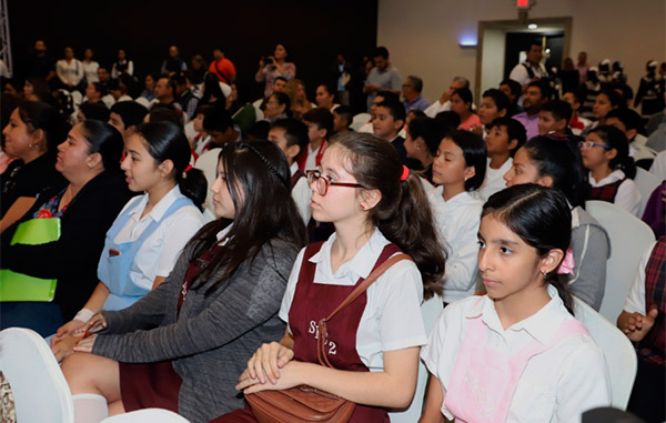 Becas dan alas a nuestros hijos: Maki 1 2 48