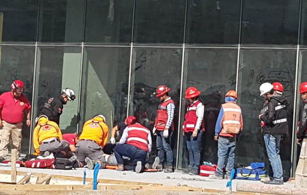 Muere hombre al caerle estructura 2 81243377 473499813366136 9149238165431648256 n
