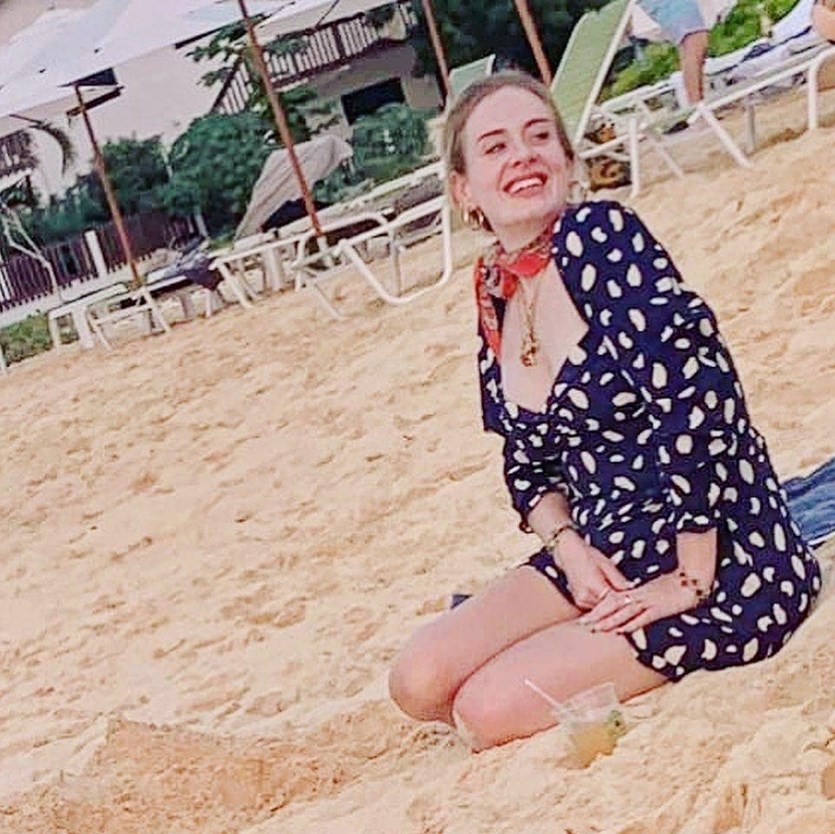 Adele luce más delgada que nunca y con gran sonrisa 2 81539525 3223745197642370 8793740166108807168 n