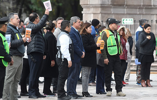 Desalojan a 300 de Palacio de Gobierno… por simulacro 1 82503329 192886145440308 5501114436225597440 n