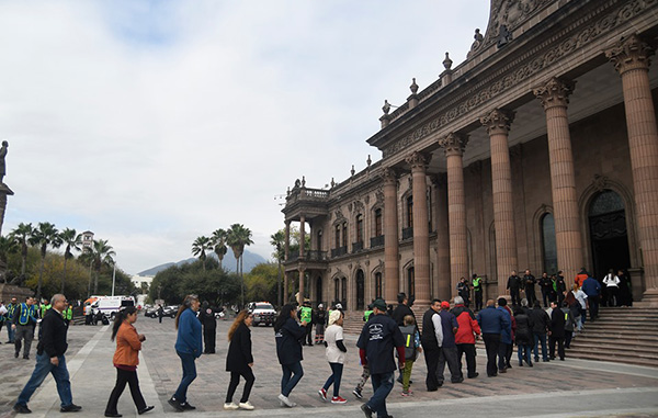 Desalojan a 300 de Palacio de Gobierno… por simulacro 3 82572262 2520437004845910 6191778055397048320 n