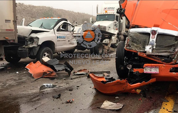 Chocan otra vez en autopista a Saltillo; la cierran 1 83893627 1263217620542878 8187559696110977024 n