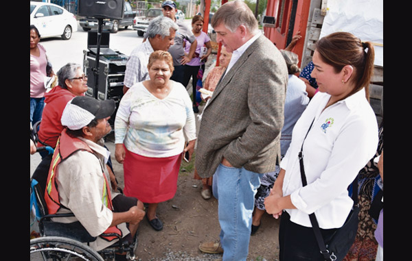 DIF REYNOSA ATIENDE ABUELITOS EN COMUNIDAD 2 Sin título 2 2