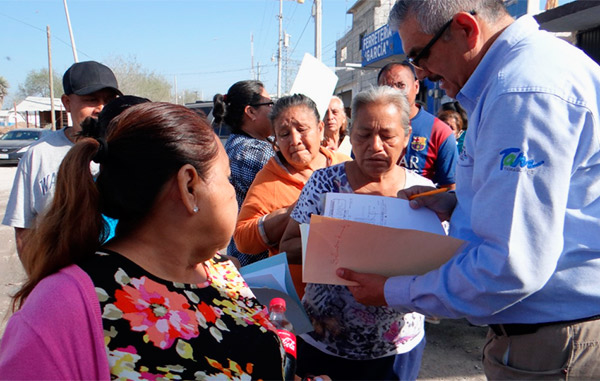 Se regularizan con COMAPA familias de Actrices Mexicanas 1 comapa1