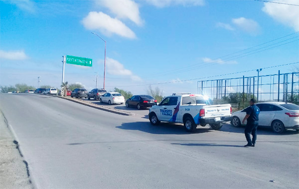 Auxilia Tránsito a conductores en accesos al Puente Internacional Reynosa-Hidalgo 1 hidalgo1