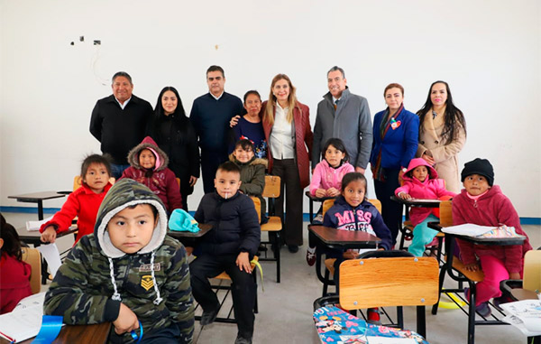 Atiende Maki necesidades de colonias: Sra. Leticia Jasso 2 3 45