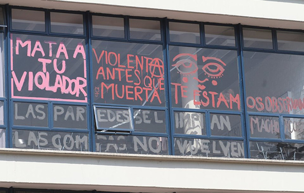 Queman instalaciones de la Torre de Rectoría de la UNAM en protesta 2 84915617 1021444474892535 4281080472731123712 n
