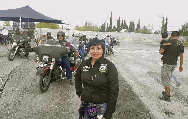 Doctora disfruta su pasión por las motos 1 Dr MOTOS