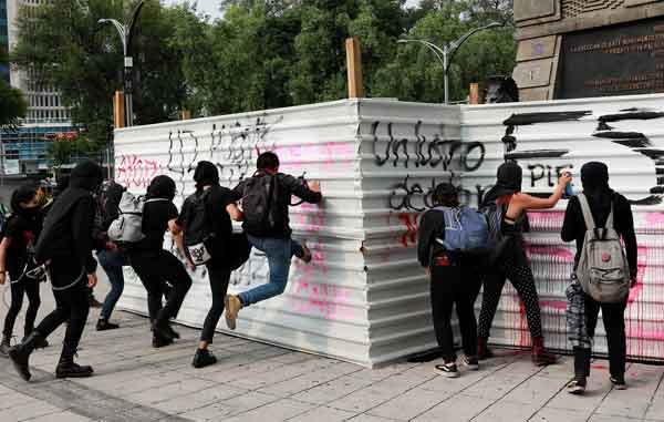 UNAM