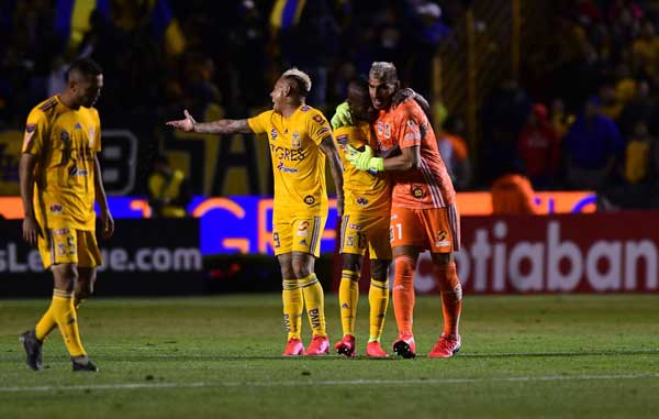 Nahuel Guzmán salva a Tigres de quedar eliminado 2 tigres1