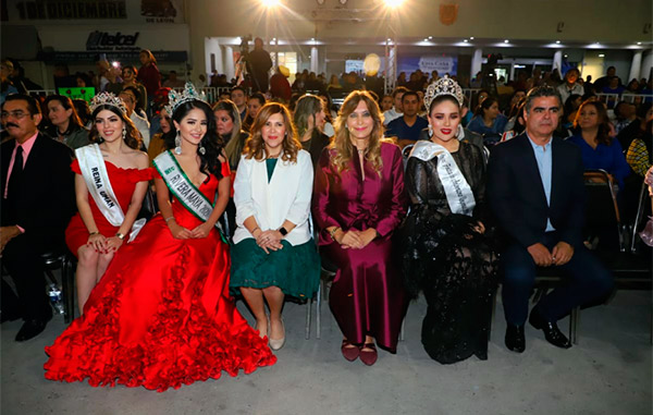 Coronan a la Señorita Fiestas del 271 Aniversario de la Fundación de Reynosa 2 3 12
