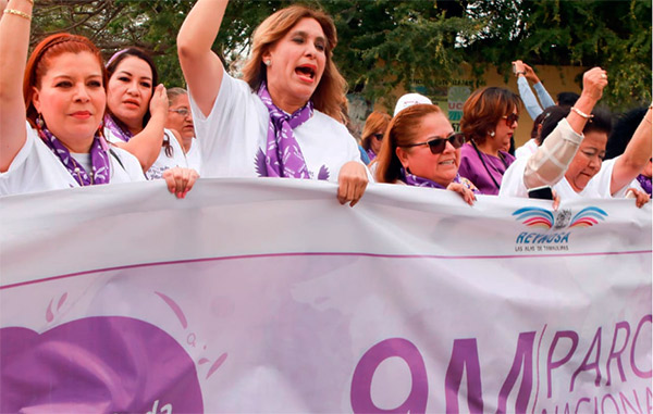 ¡Ni una mas!. Marchan mujeres reynosenses para concientizar contra la no violencia 2 3 14