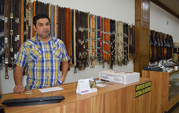 Comercio en Reynosa colapsado por el Coronavirus (FOTOS) 2 91567956 1054691034912880 1336797992375549952 n