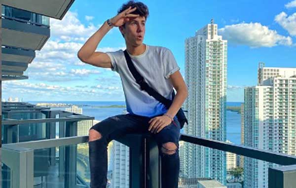 JUANPA-ZURITA