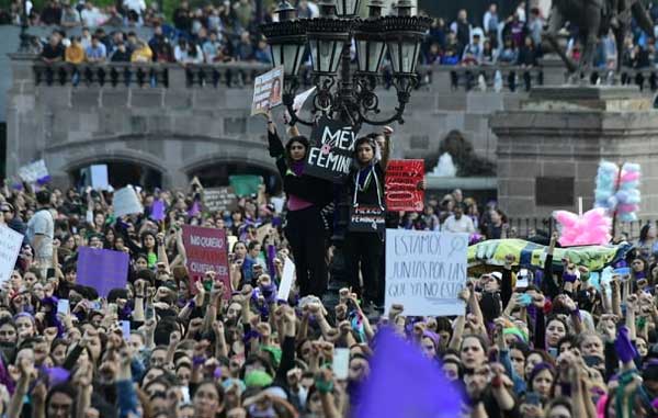 Más de 14 mil mujeres 'toman' las calles de Monterrey 3 MARCHA 6