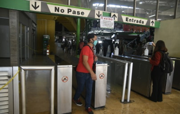 Tumultos y descontento en apertura del Metro 1 94980972 238746323863879 1777826477237075968 n