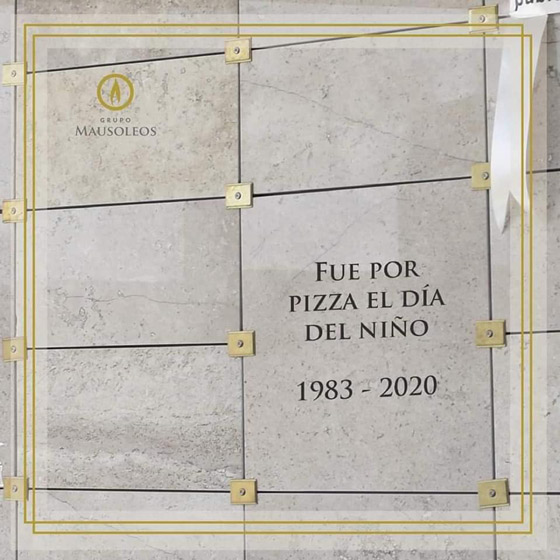Funeraria utiliza epitafios para concientizar sobre Covid-19 2 1 45