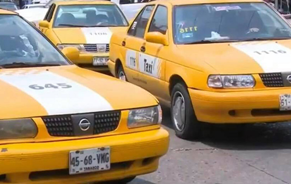 Taxista desacata medida sanitaria y transportó un pasajero en cajuela 1 95946448 3215946385124299 6169054409931096064 n