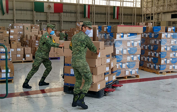 Aterrizan en NL insumos contra Covid-19 1 96363629 181623339713410 3645803270045171712 n