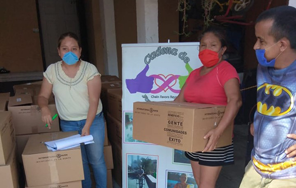 Se unen para ayudar a familias vulnerables 1 96514866 1110185119342363 1944115421821009920 n