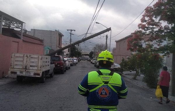 Trailer derriba postes de luz en Santa Catarina 1 96697589 1305892649615177 407079259467677696 n