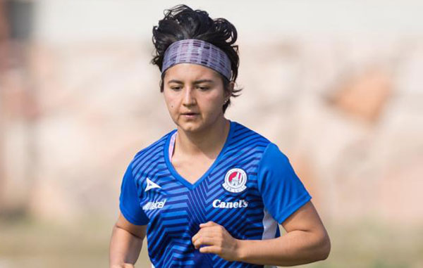 Daniela-Lazaro