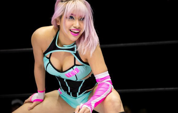 Muere la luchadora de 22 años Hana Kimura 4 EYsBh3wWsAMG Mi