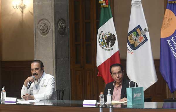 Suma NL 850 casos confirmados de Coronavirus; hay 26 muertos 1 asilo