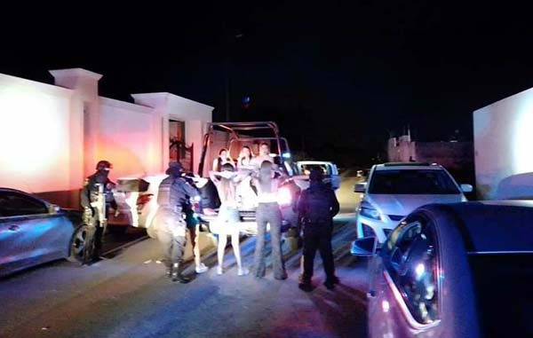 Detienen fiesta clandestina en Zuazua 2 103077696 153818616210805 1458173895706903155 n
