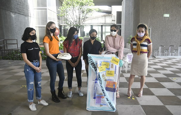 Feministas ‘festejan’ aniversario de la disparidad de género 5 104447020 1359255217617938 1998663925092482430 n