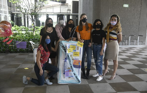 Feministas ‘festejan’ aniversario de la disparidad de género 4 105705379 647996765790338 3607557435468068140 n