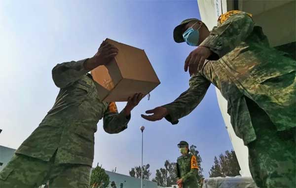MILITARES