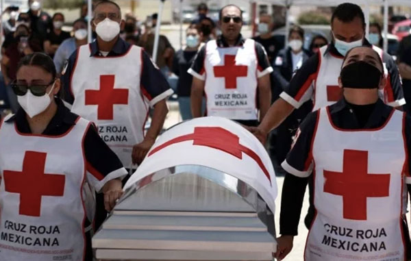 Dan de alta a paramédico por Covid-19 y muere horas más tarde 3 cru