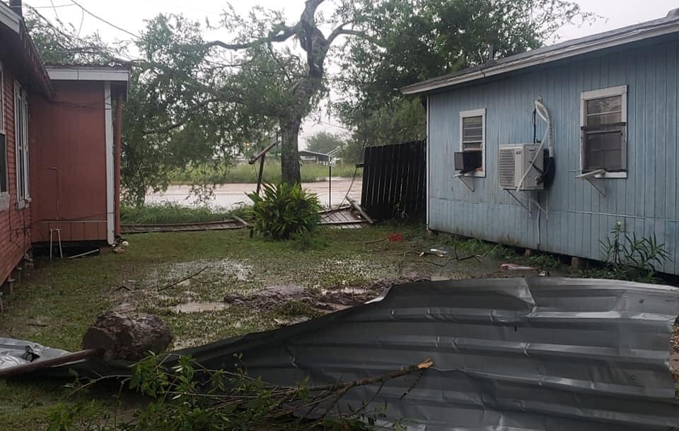Tornado provoca daños en Brownsville, Texas (FOTOS) 3 115987522 1246889018982669 2330562439245612428 n