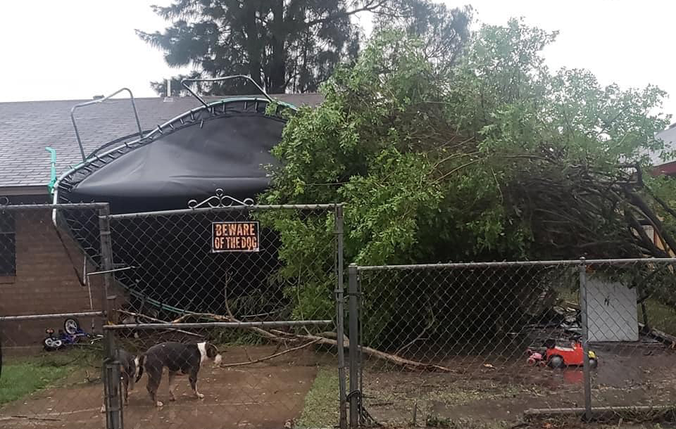 Tornado provoca daños en Brownsville, Texas (FOTOS) 4 116002193 1246889238982647 2044524714504501141 n