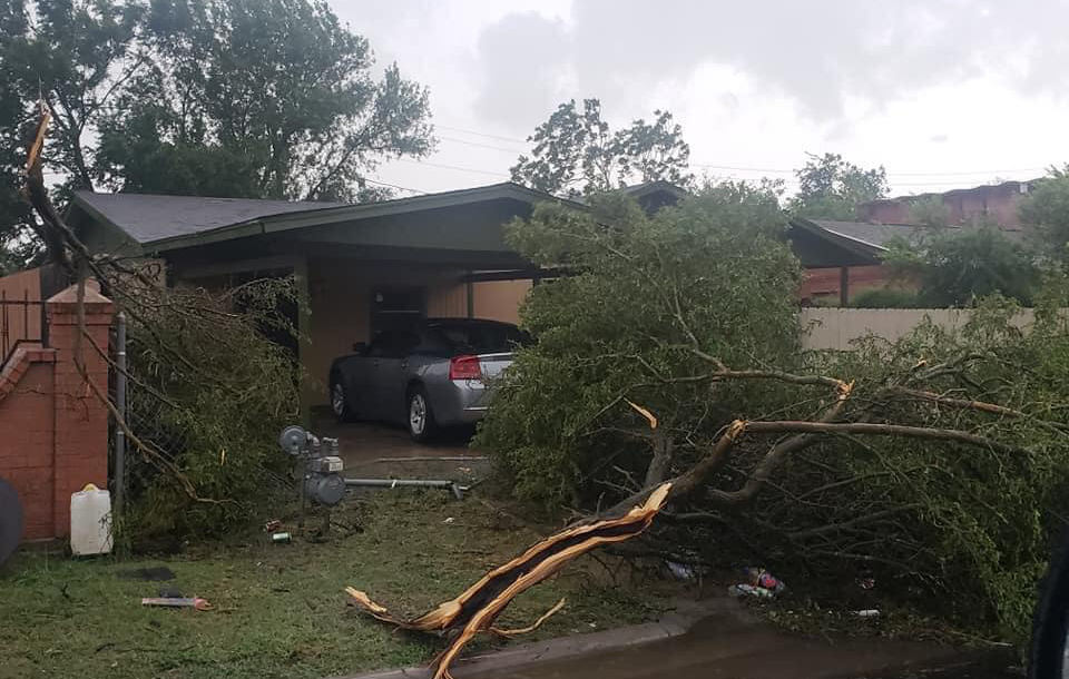Tornado provoca daños en Brownsville, Texas (FOTOS) 5 116016791 1246888588982712 7231702690703246568 n