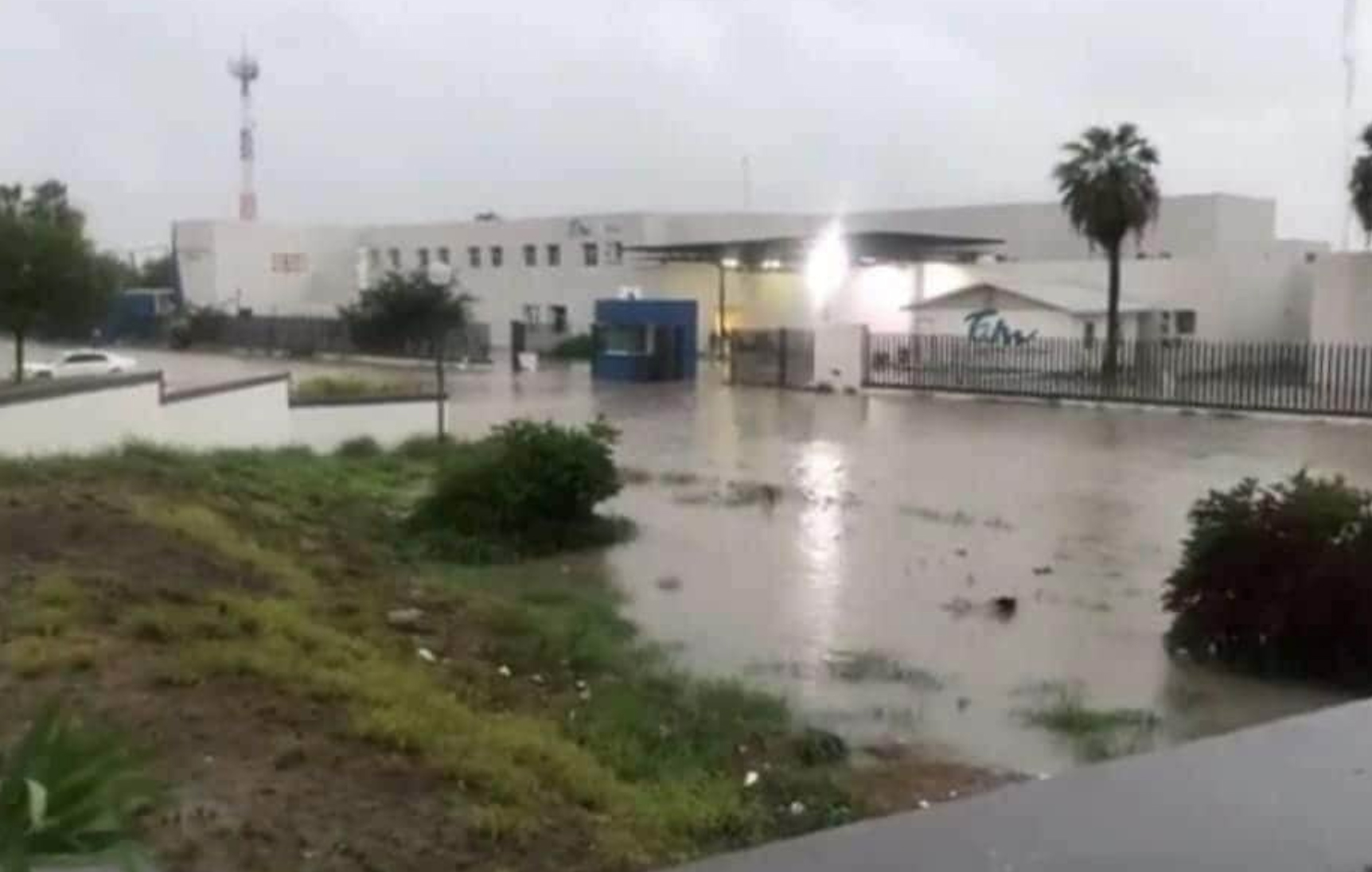 Amanece inundado Hospital Materno Infantil de Reynosa 1 Captura de pantalla 2020 07 26 a las 9.48.33 a. m. copy