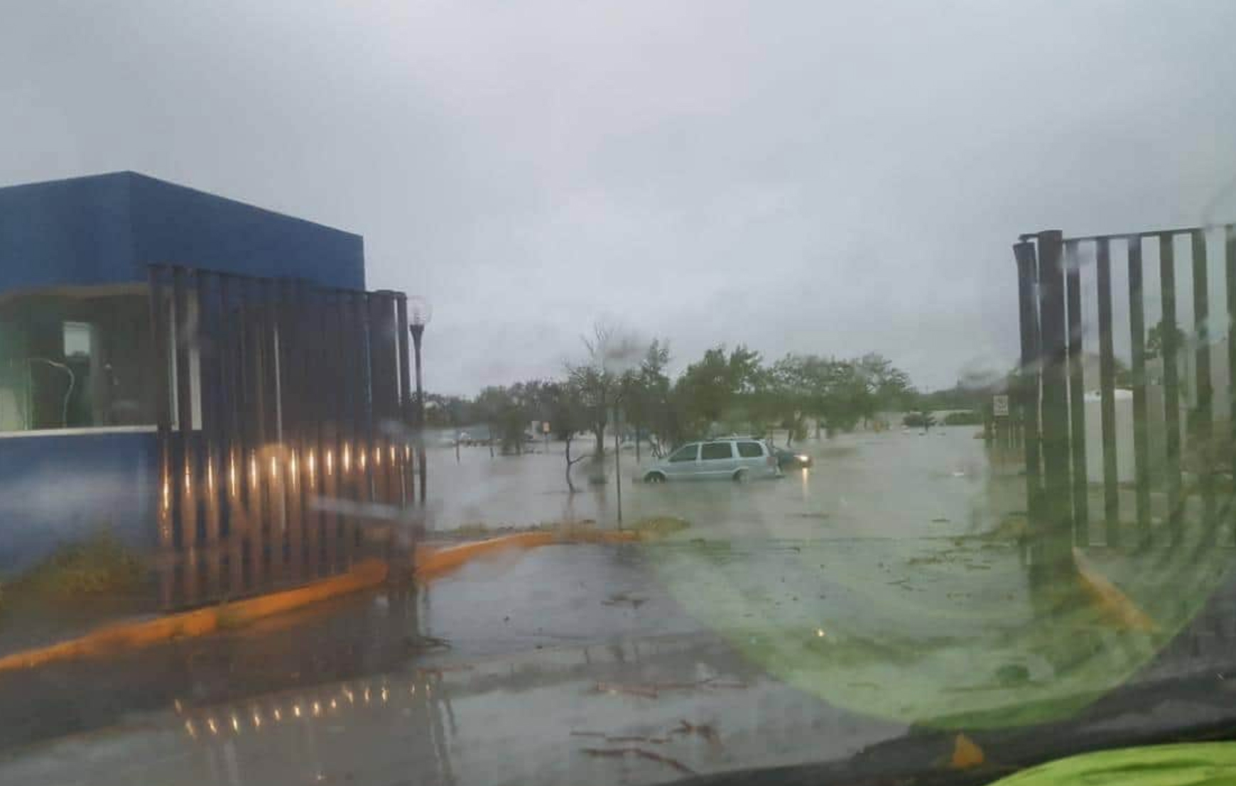 Amanece inundado Hospital Materno Infantil de Reynosa 4 Captura de pantalla 2020 07 26 a las 9.48.49 a. m. copy