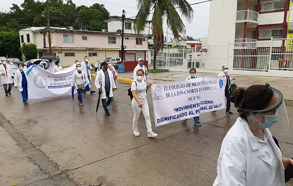 Médicos se manifiestan al sur de Tamaulipas 2 116878034 731810544327554 9081796631189614850 n