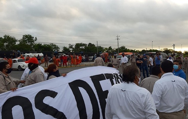 Muestra Samuel daños tras ser increpado por petroleros en Cadereyta 1 117225210 654902402050573 7300792302706055460 n