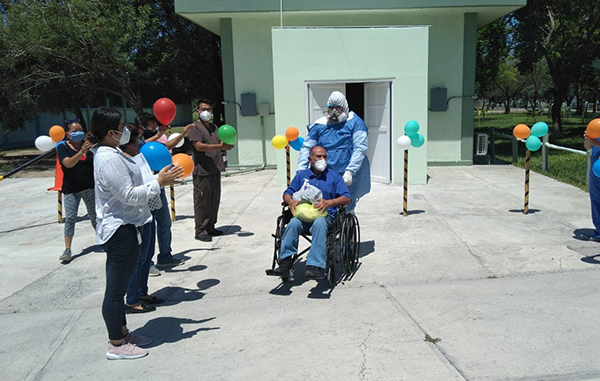 Salen de hospital militar sin Covid-19 12 117883847 2786795821421731 849017648067152201 n