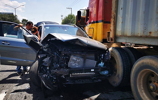 Cierran carretera a Santiago por accidente vial 1 118463983 335879127771194 7163717216704364994 n