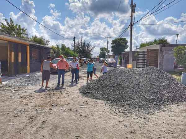 Apoya Claudia Hernández en limpieza de colonias 1 Claudia Hernandez 3