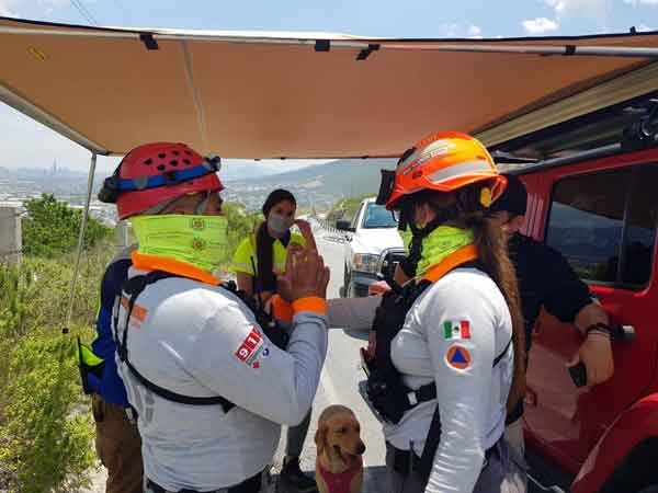 Encuentran muerto a paseante que cayó a barranco en La Huasteca 2 La Huasteca 2