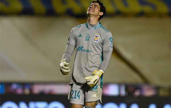 Pumas le arrebata la victoria a Tigres y sigue invicto 3 MIGUEL ORTEGA