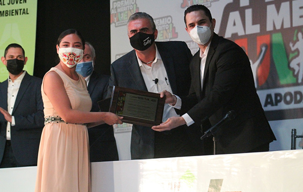 Entrega Apodaca medalla al Mérito Juvenil 2020 1 apodaca 2