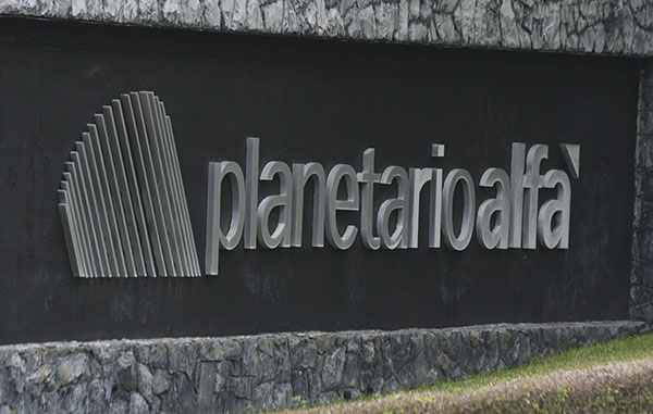 Triste, el último día del Planetario Alfa 1 118667082 1037670796666856 6688791709593887009 n