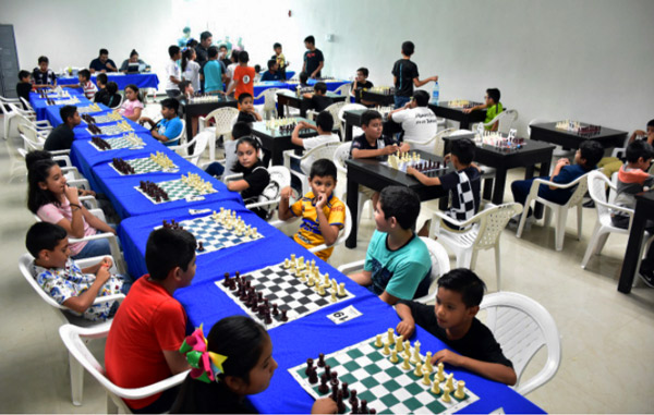 Con diversos programas y acciones, sistemas DIF Reynosa al fortalecimiento familiar 1 3 4