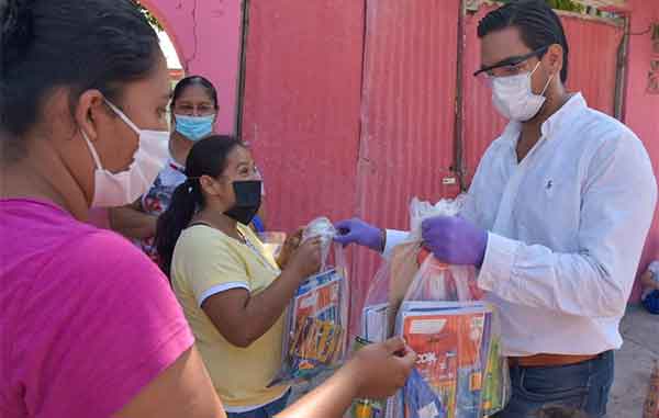 DIF Reynosa apoya a menores para que continúen con estudios 1 CARLOS PENA