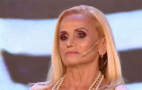 CLAUDIA